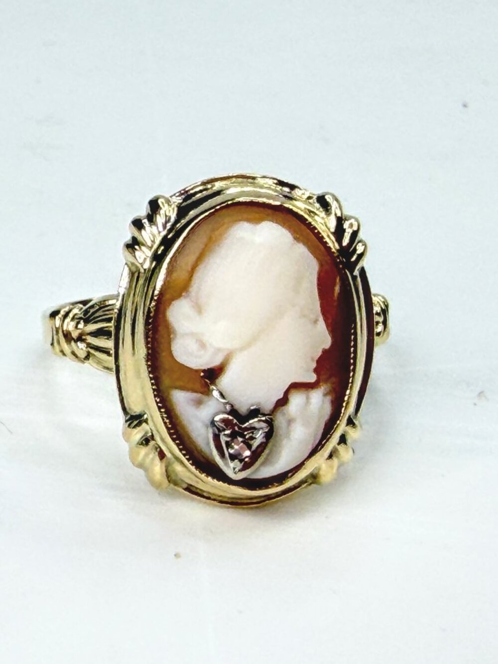 Edwardian antique 14K Gold Shell Cameo Diamond Habillé Ring Size 6 JR1988